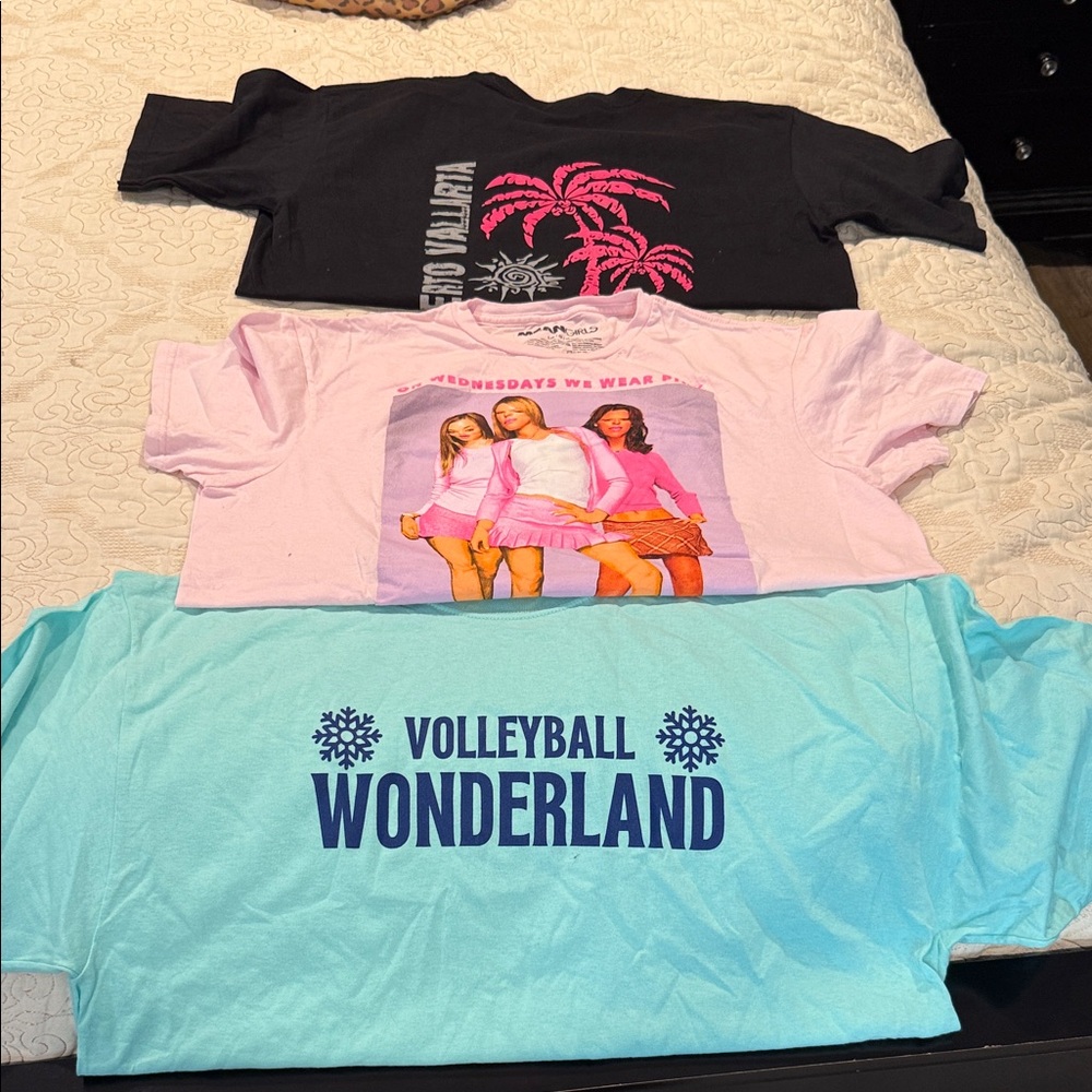 Women's Short Sleeve Graphic Tee Bundle